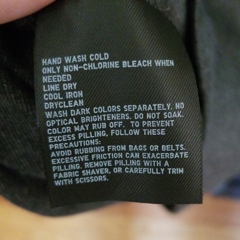 UNIQLO DRESS - Picture 7 of 8